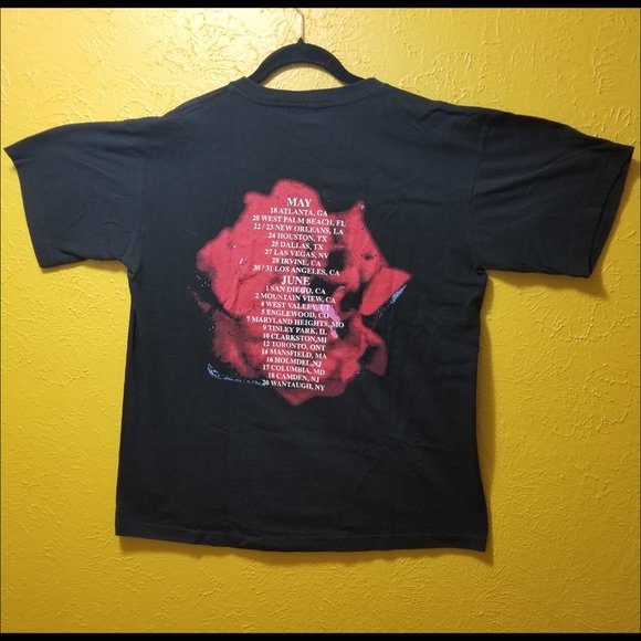 SALE! The Cure Dreamtour 2000 Vintage Concert Tee V-Neck - Picture 7 of 7